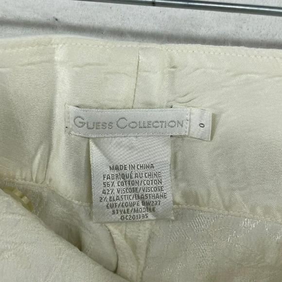 Guess Capri Pants Women's Sz 0 Ivory Embroidered Floral Low-Rise Straight Leg - Picture 10 of 11